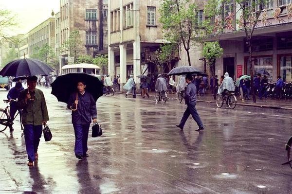 Nhung hinh anh o thanh pho Quang Chau nam 1978